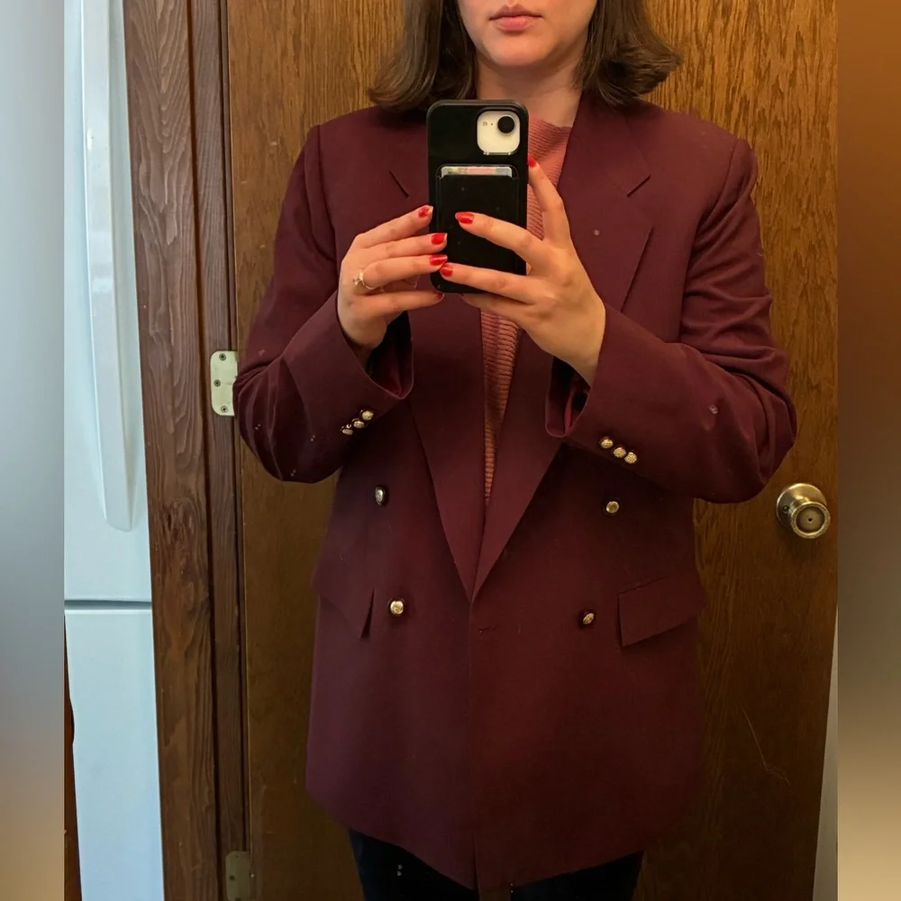 EUC Double-Breasted Blazer in Burgundy (Size L) - Picture 5 of 12